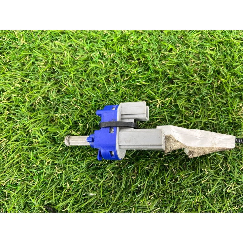 Концевик педали тормоза (электрика / датчики) Mazda 6 GG 2007 2.0 RF7J