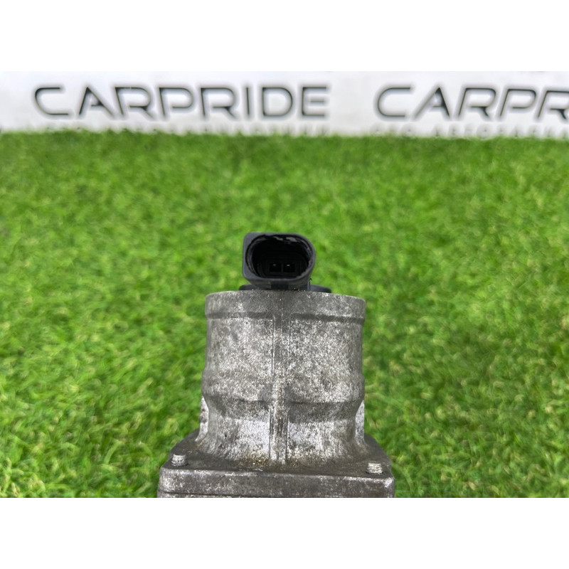 Клапан ЕГР (двигатель и элементы) Volkswagen Golf 1K 2.5 07K131351F