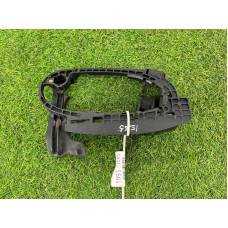 Кронштейн ручки двери