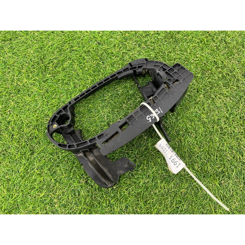 Кронштейн ручки двери (кузов и элементы) BMW 7-series E65 N62B44 51217013706