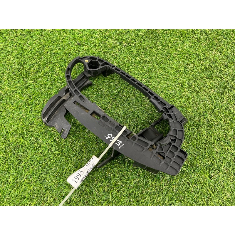 Кронштейн ручки двери (кузов и элементы) BMW 7-series E65 N62B44 51217013706