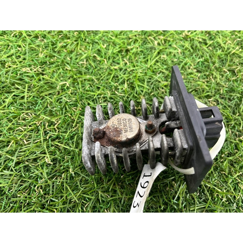 Реостат (отопление и кондиционирование) KIA Sorento BL 2005 2.5 CRDI 97030H1715