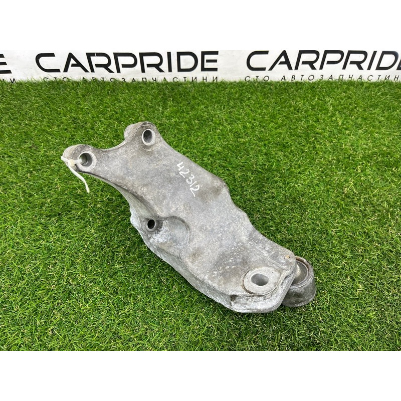Кронштейн подушки двигателя (кронштейны двигателя) FORD Mustang MK6 2017 2.3 FR3Z6028C
