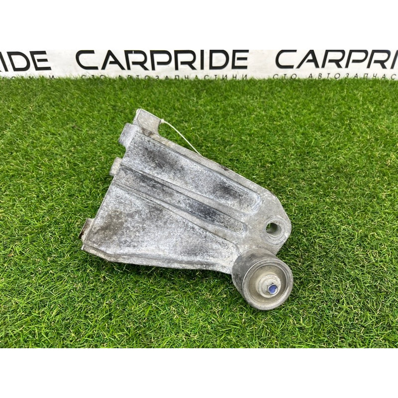 Кронштейн подушки двигателя (кронштейны двигателя) FORD Mustang MK6 2017 2.3 FR3Z6028C