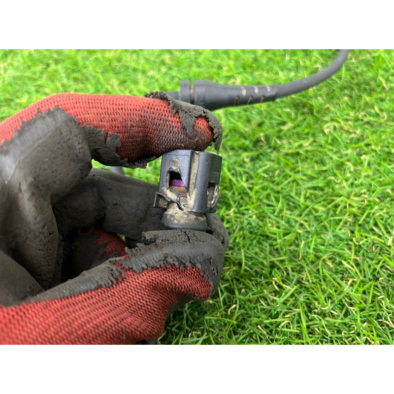 Датчик ABS (электрика / датчики) AUDI A4 B6 2.4BDV 8E0927803A