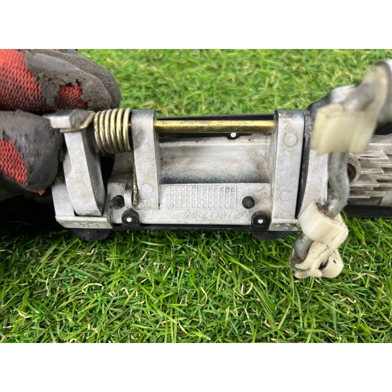 Ручка двери внешняя (кузов и элементы) Mitsubishi Galant 8 2.4GDI MR271872