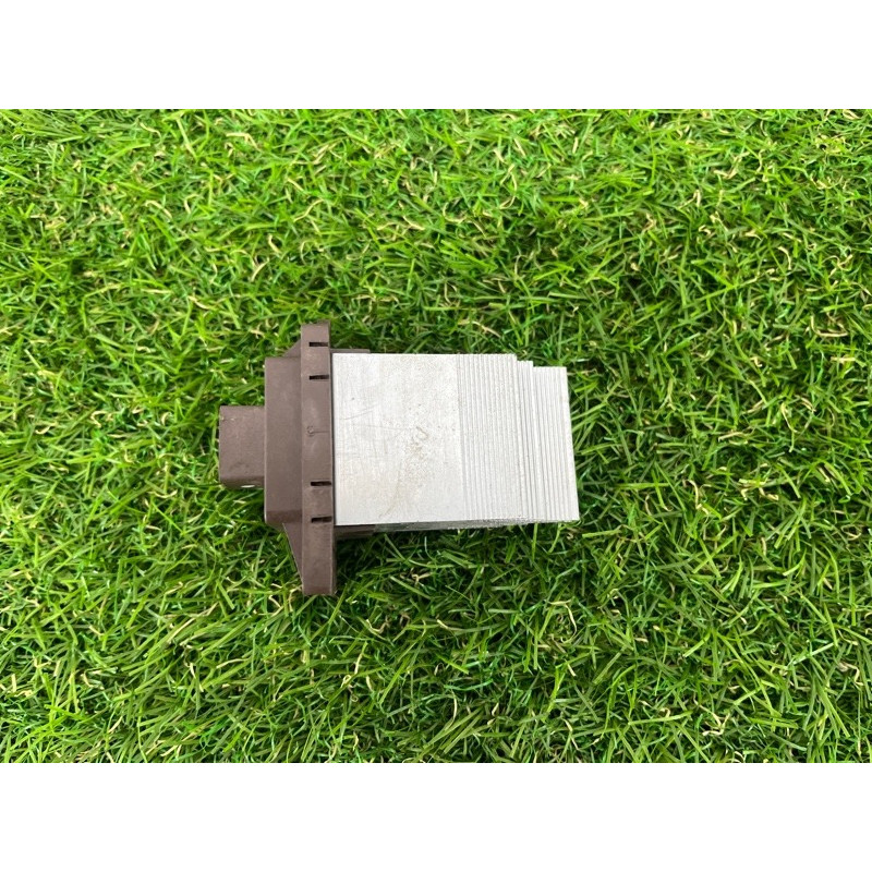 Реостат (отопление и кондиционирование) KIA Sorento BL 2007 2.5 CRDI 972351E000