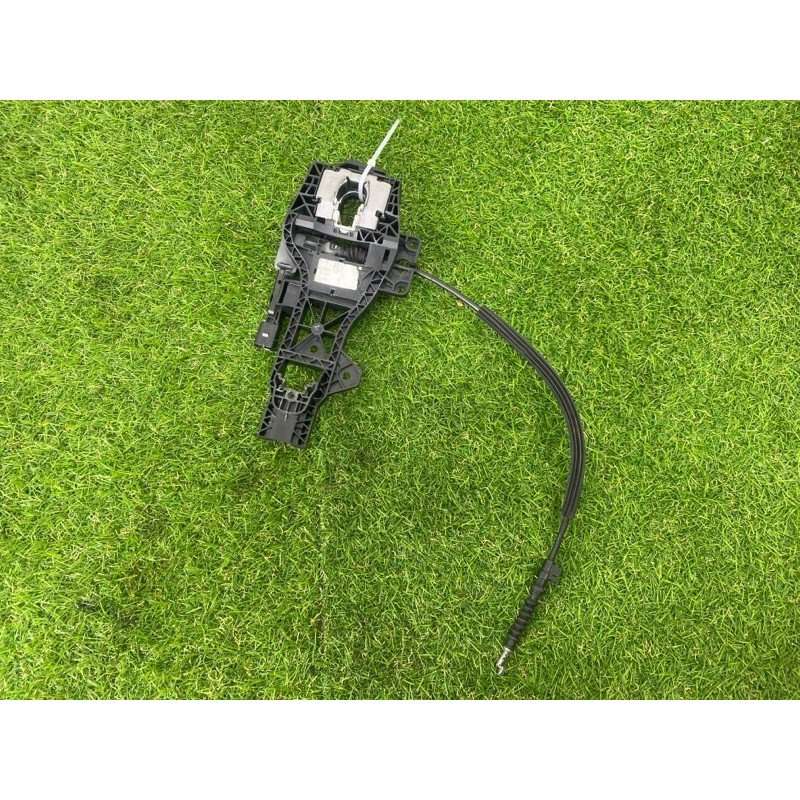 Кронштейн ручки двери (кузов и элементы) AUDI Q7 4L 2014 3.0 TFSi CTWB 4L1837885J