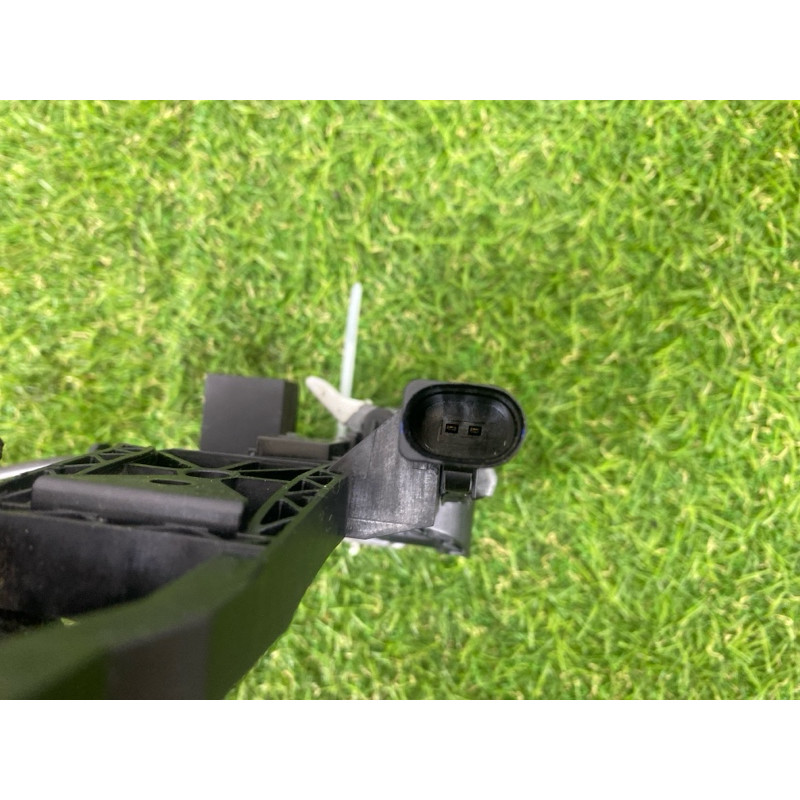 Кронштейн ручки двери (кузов и элементы) AUDI Q7 4L 2014 3.0 TFSi CTWB 4L1837885J