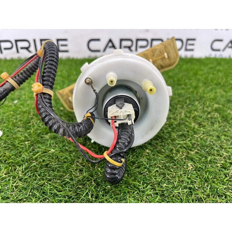 Топливный насос (топливная система) BMW 5-series F10 2011 N63B44 16117341303