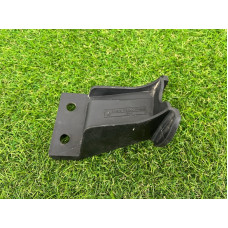 Крепление бампера