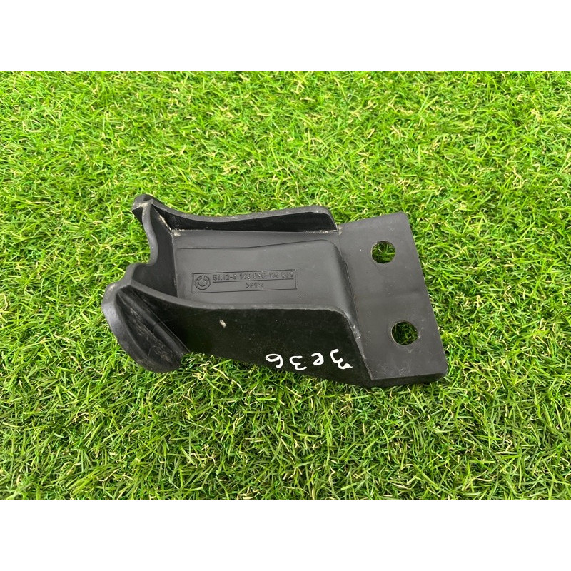 Крепление бампера (кузов и элементы) BMW 3-series E36 1996 M43b16 51128146096