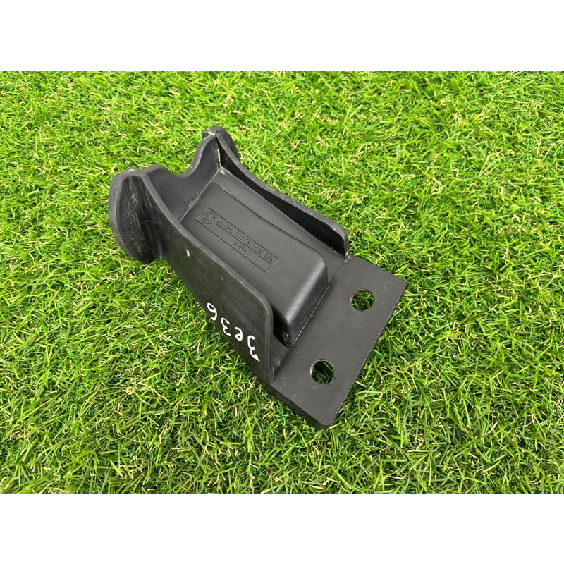 Крепление бампера (кузов и элементы) BMW 3-series E36 1996 M43b16 51128146096