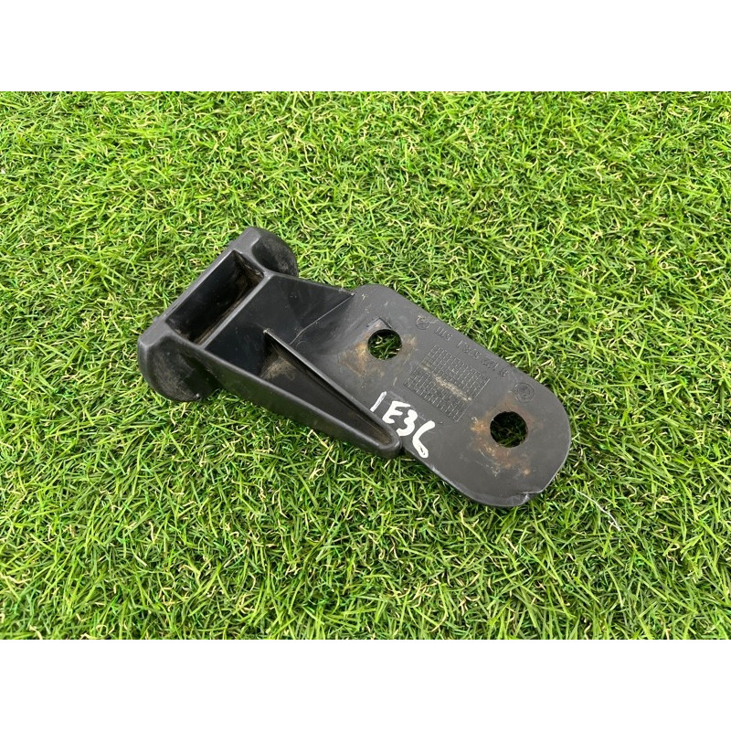 Крепление бампера (кузов и элементы) BMW 3-series E36 M40B18 51118122578