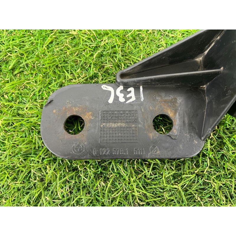 Крепление бампера (кузов и элементы) BMW 3-series E36 M40B18 51118122578