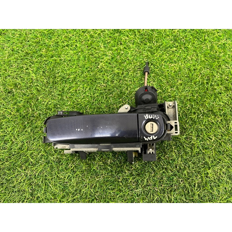 Ручка двери внешняя (кузов и элементы) AUDI A4 B6 2003 2.0 ALT 8E2837208