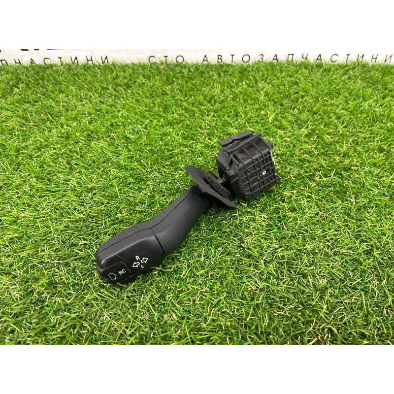 Переключатель поворотов (электрика) BMW 7-series E38 61318352172