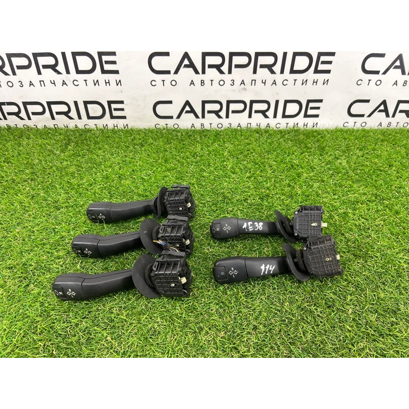 Переключатель поворотов (электрика) BMW 7-series E38 61318352172