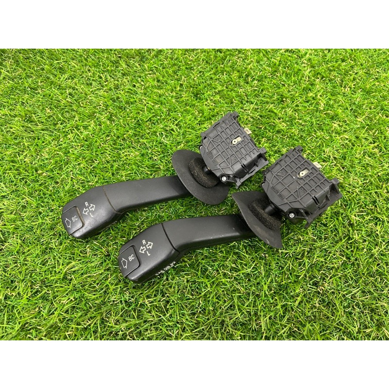 Переключатель поворотов (электрика) BMW 7-series E38 61318352172