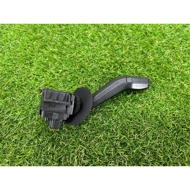 Переключатель поворотов (электрика) BMW 5-series E39 61318352172