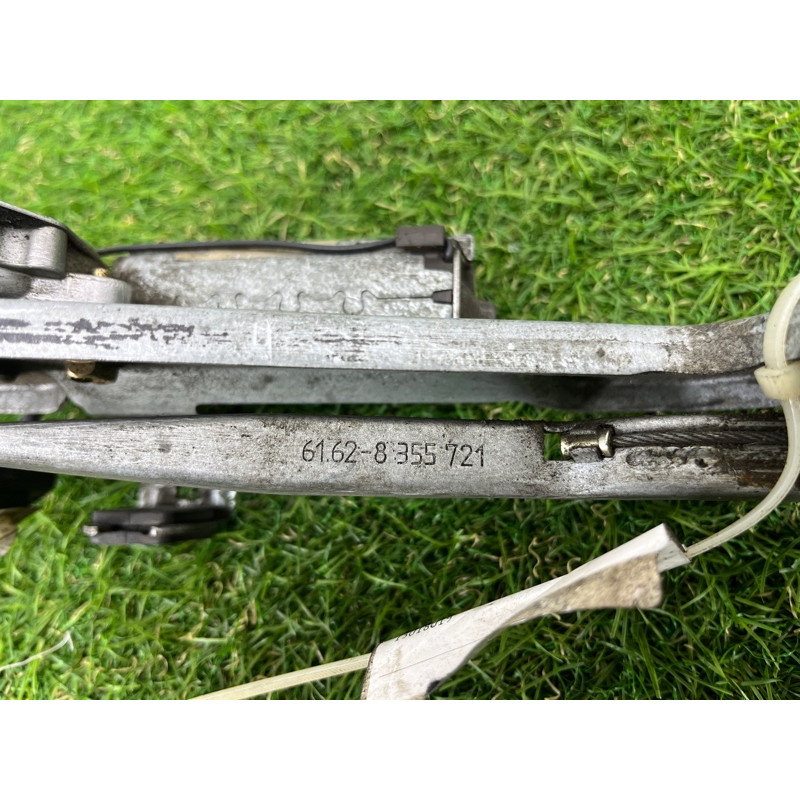 Мотор склоочисників (електрика) BMW 5-series E34 67631391801