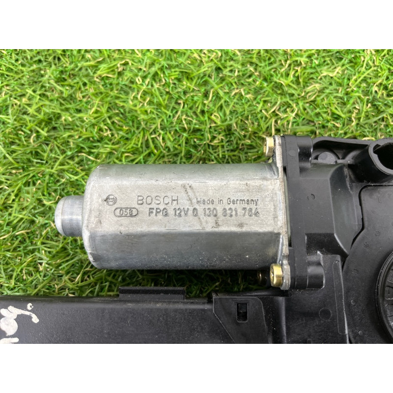 Мотор стеклоподъемника (электрика) AUDI A4 B6 2003 2.0 ALT 8e2959802b