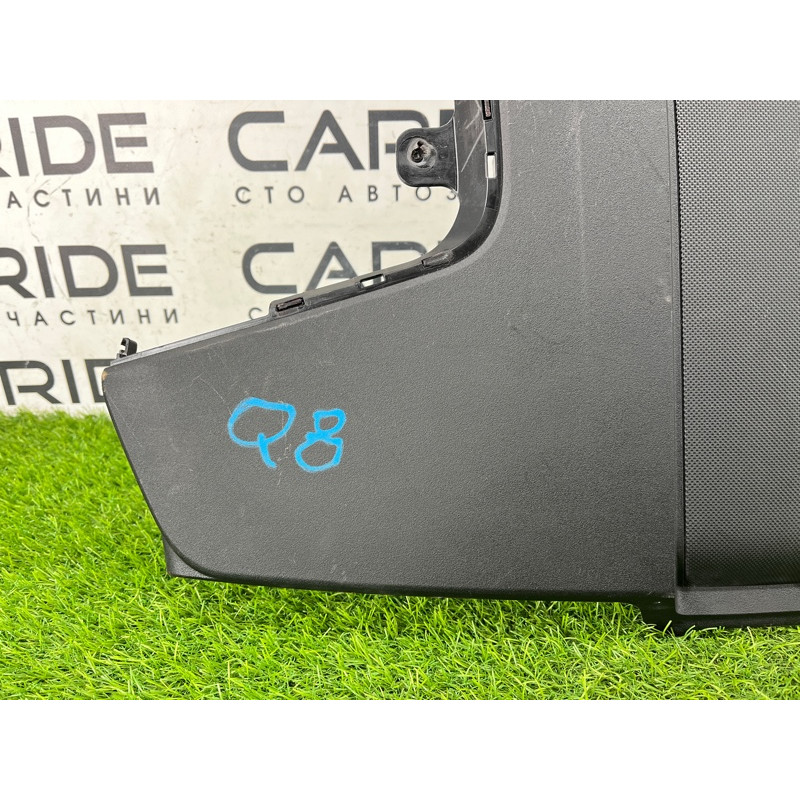 Декоративная крышка двигателя (двигатель и элементы) AUDI Q7 4M 2017 3.0 4M0133849AA