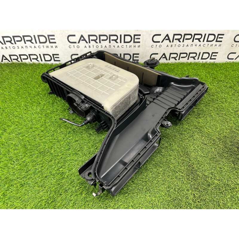 Корпус воздушного фильтра (впускная система) AUDI Q7 4M 2017 3.0 4M0133837AA