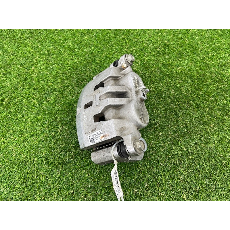 Суппорт тормозной (тормозная система) Cadillac Xt5 1 2016 3.6 13529302