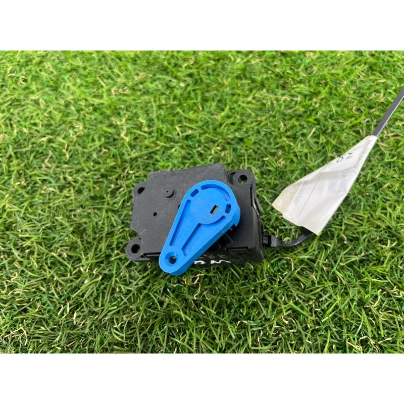 Привод заслонки отопителя (отопление и кондиционирование) Subaru Impreza WRX 2019 72131YC011