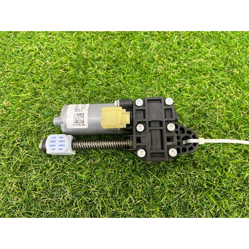 Моторчик регулировки рулевой колонкой (электрика) Mercedes-Benz C-class w205 2015 A2054603816