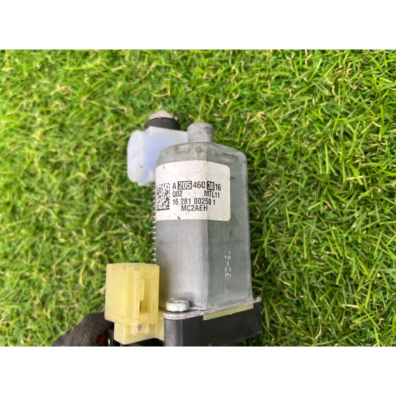 Моторчик регулировки рулевой колонкой (электрика) Mercedes-Benz C-class w205 2015 A2054603816