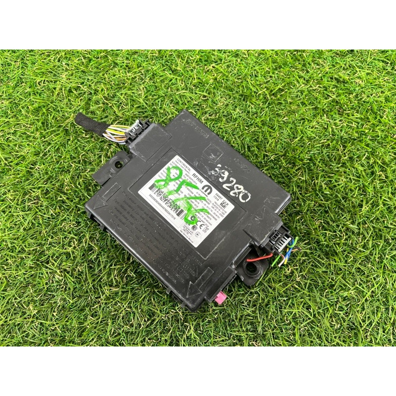 Блок бесключевого доступа (электрика / блок управления) Jeep Renegade BU 2020 2.4 68439572AA