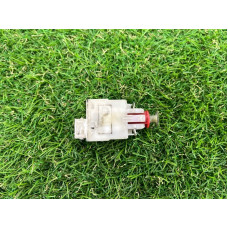 Концевик педали сцепления