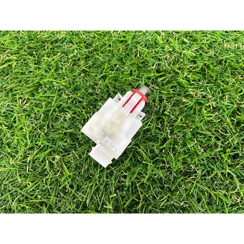 Концевик педали сцепления (электрика / датчики) BMW 5-series E39 1999 M51d25 61318360421