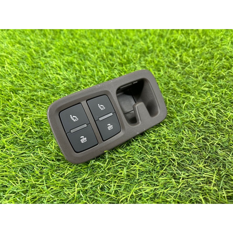 Кнопка складывания сиденья (электрика / кнопки) AUDI Q7 4M 2018 3.0 TFSi 4M0959861B