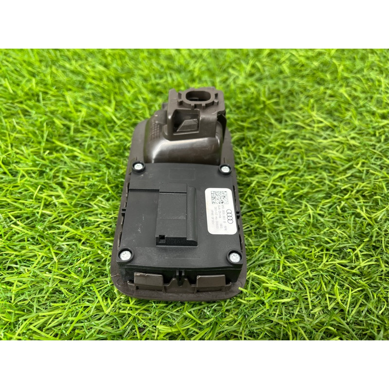 Кнопка складывания сиденья (электрика / кнопки) AUDI Q7 4M 2018 3.0 TFSi 4M0959861B