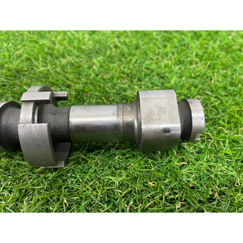 Распредвал выпускной (двигатель и элементы) FORD Focus MK3 2.0 CM5Z6250L