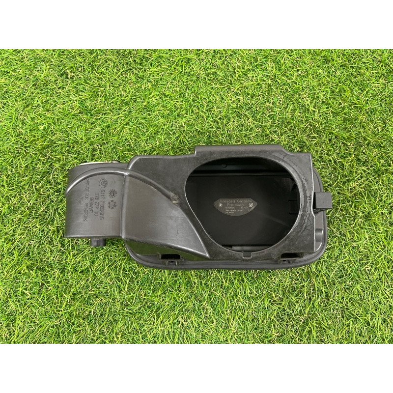 Лючок топливного бака (кузов и элементы) BMW 7-series E65 N62B44 2509290