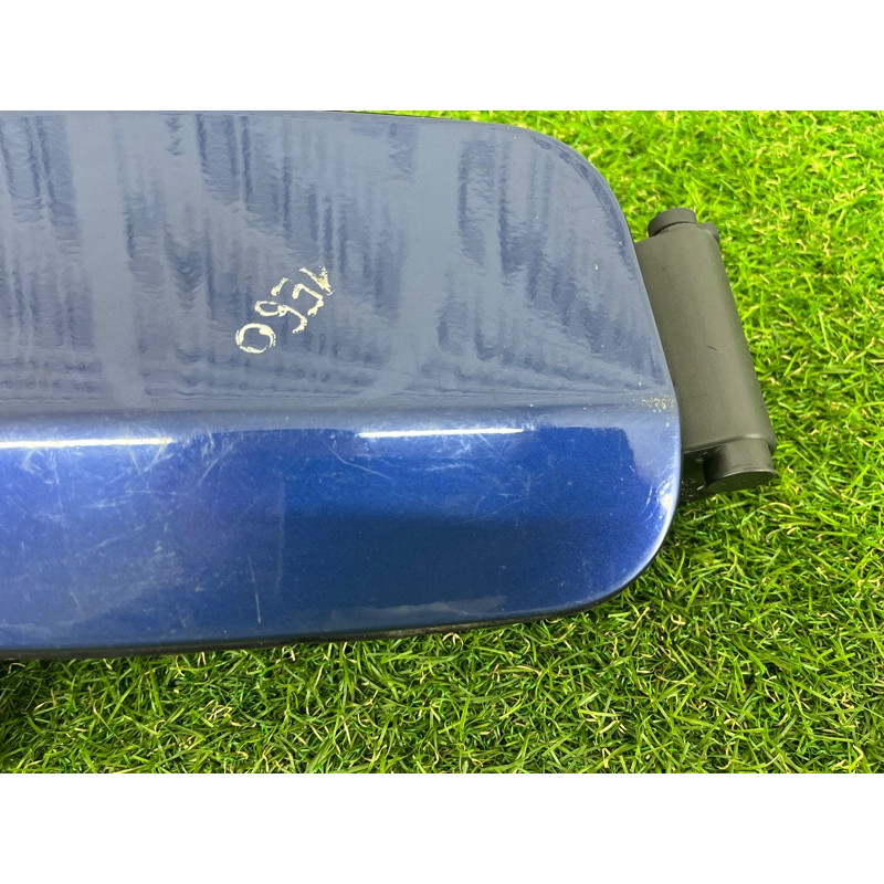 Лючок топливного бака (кузов и элементы) BMW 5-series E60 2004 M54B22 7034279