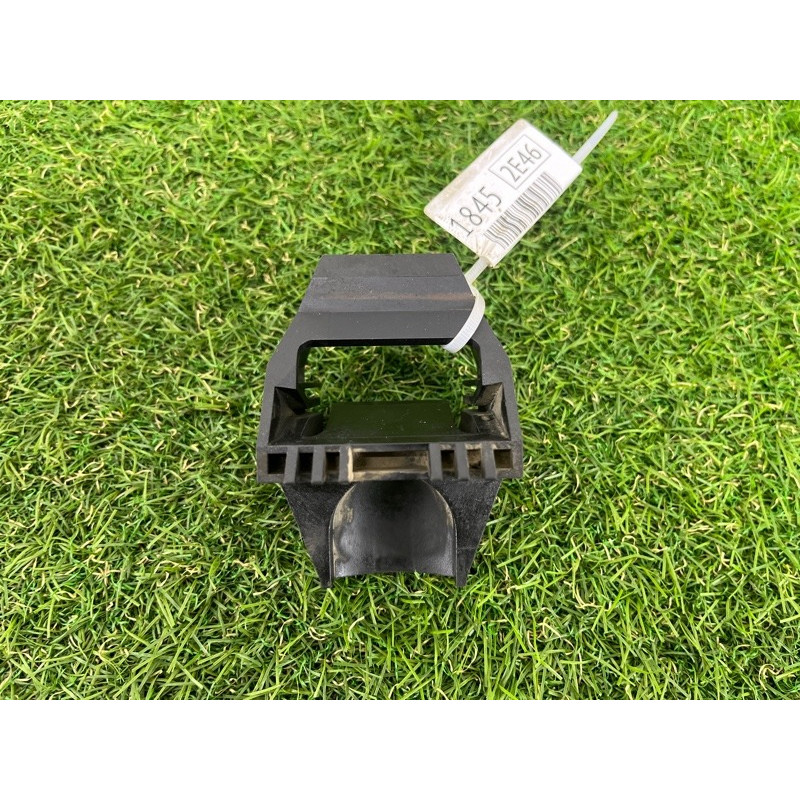 Крепление радиатора (кузов и элементы) BMW 3-series E46 1999 M47D20 17111436264