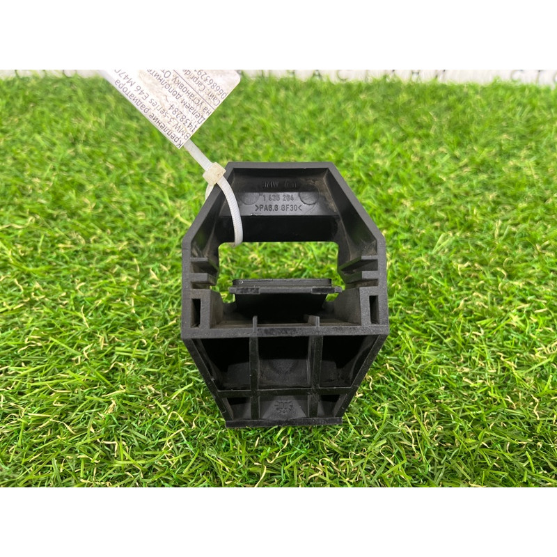 Крепление радиатора (кузов и элементы) BMW 3-series E46 1999 M47D20 17111436264