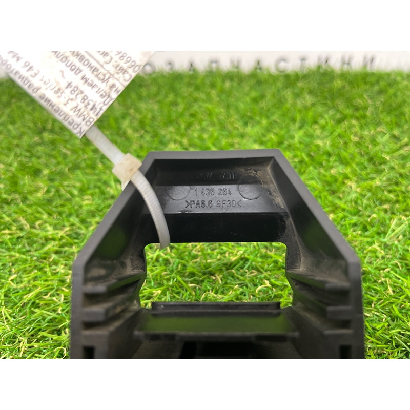 Крепление радиатора (кузов и элементы) BMW 3-series E46 1999 M47D20 17111436264