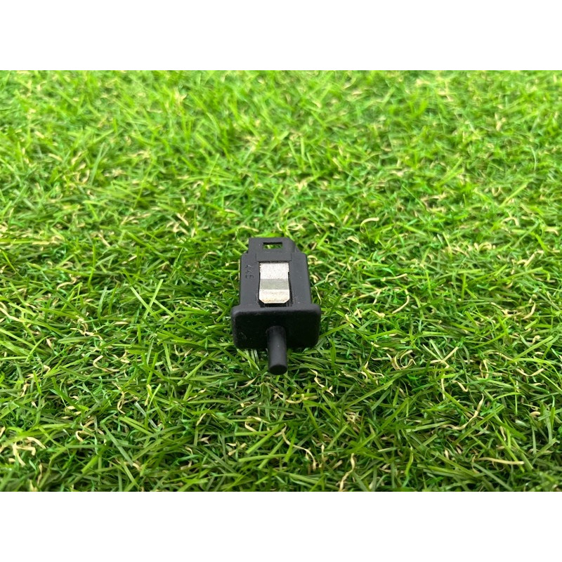 Кінцевик (електрика) BMW 5-series E34 61311388277