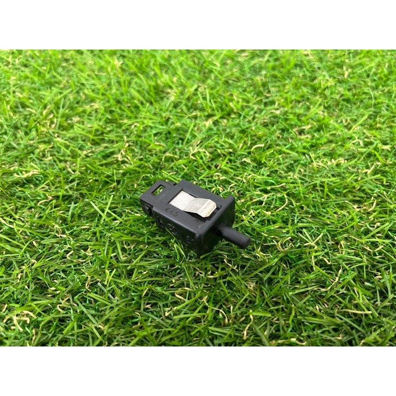 Кінцевик (електрика) BMW 5-series E34 61311388277