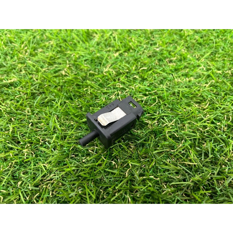 Кінцевик (електрика) BMW 5-series E34 61311388277