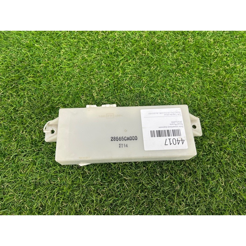 Блок управления сиденьем (электрика / блок управления) Nissan Murano Z50 28565ca000