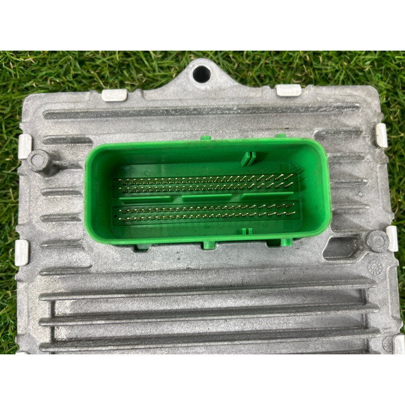 Блок управления двигателем (электрика / блок управления) Jeep Cherokee KL 2014 2.4 05150843AB