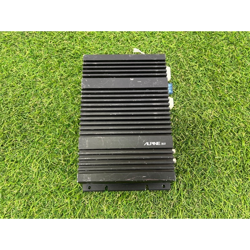 Усилитель звука (электрика) Mercedes-Benz S-class W126 560 sec 3517