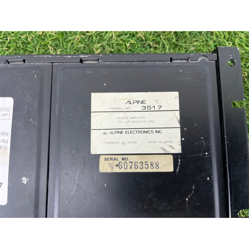 Усилитель звука (электрика) Mercedes-Benz S-class W126 560 sec 3517